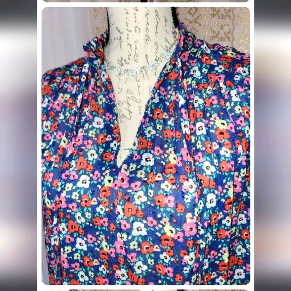 🌹Rachel Zoe blue floral puffed sleeve smocked waist/cuff tie neck, sz med - Picture 7 of 9